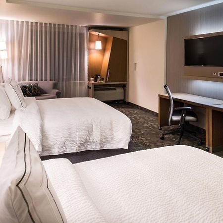 Courtyard By Marriott Джексонвилл Экстерьер фото