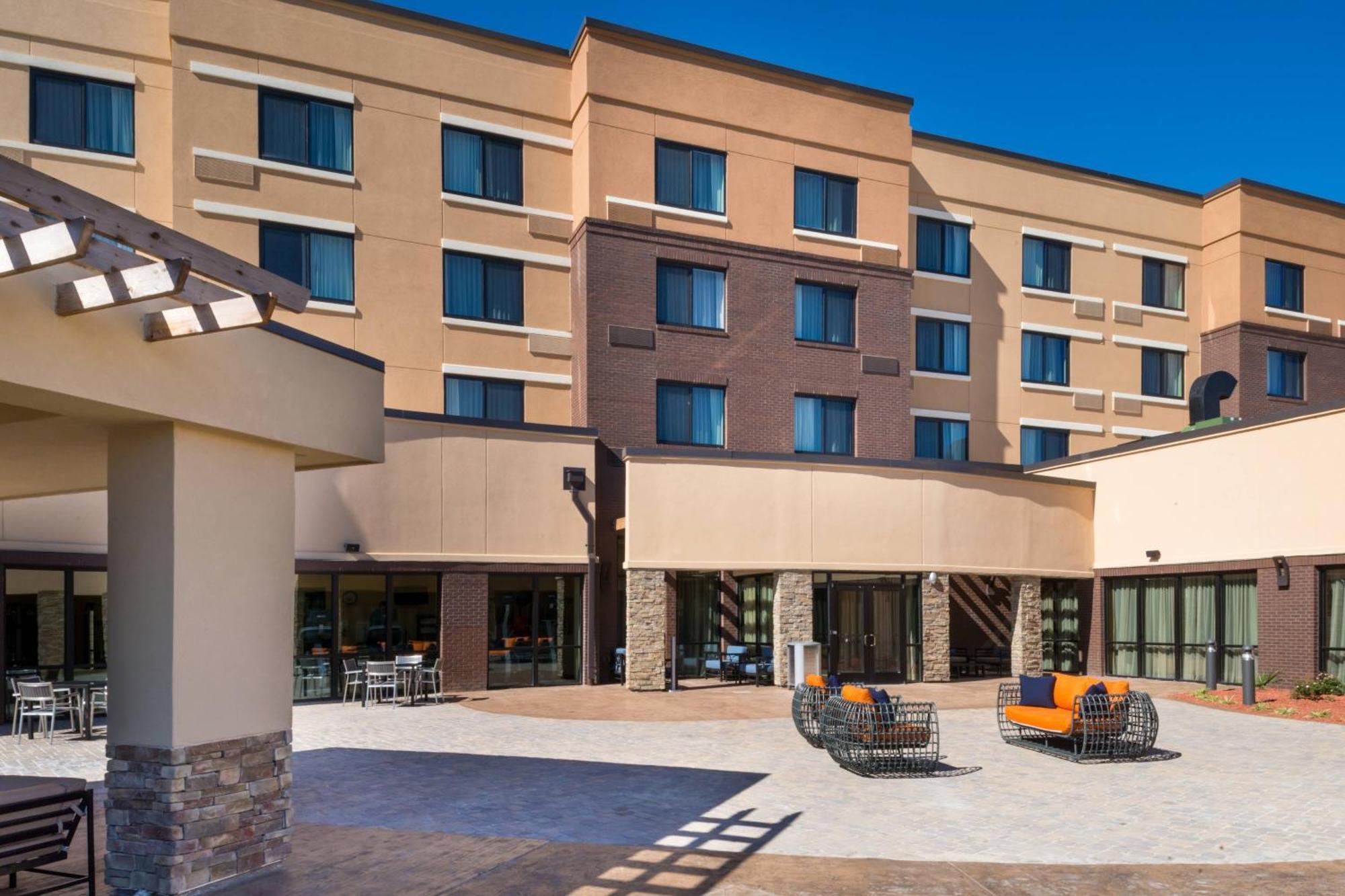 Courtyard By Marriott Джексонвилл Экстерьер фото