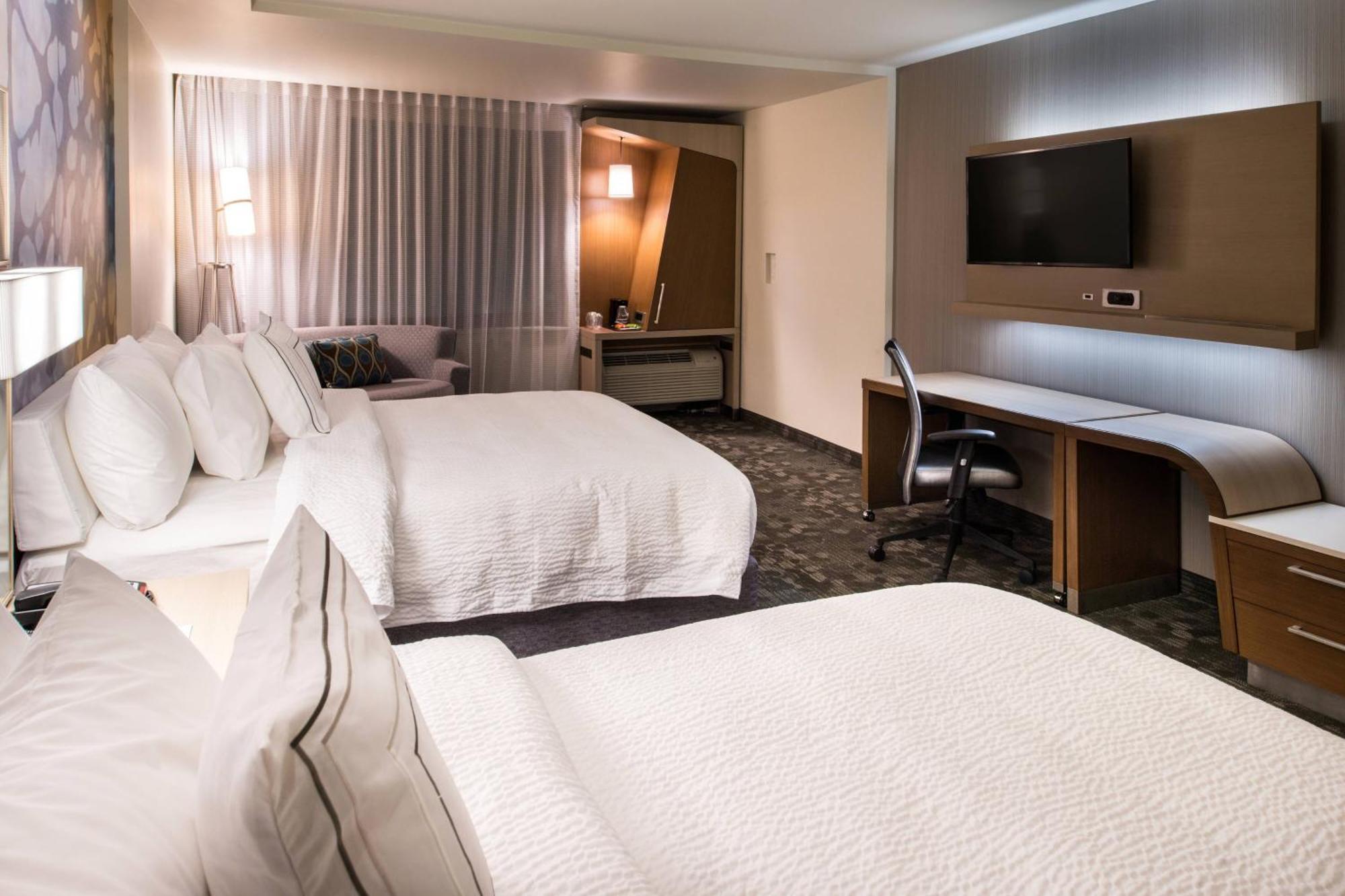 Courtyard By Marriott Джексонвилл Экстерьер фото