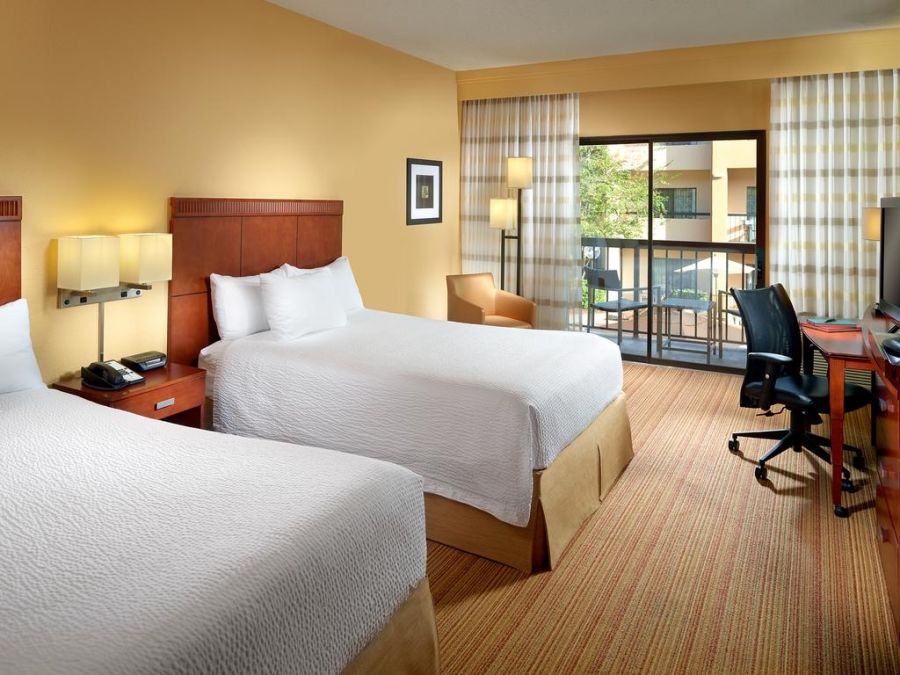 Courtyard By Marriott Джексонвилл Экстерьер фото